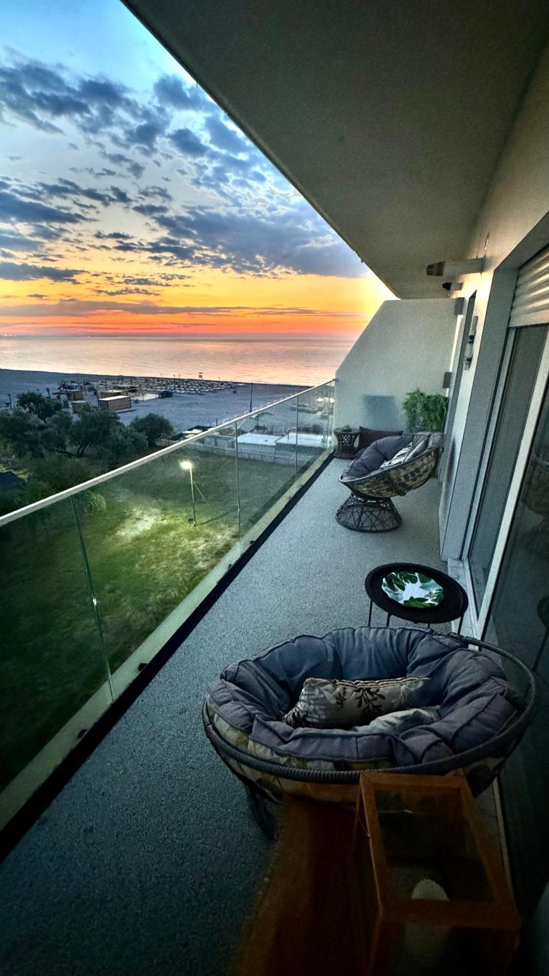 White Tower Mamaia - Private Apartment Exterior photo